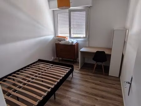 appartement t4 avec balcon 3 chambres 74m2