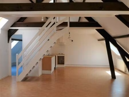 loft - 4ème étage - hyper centre-ville