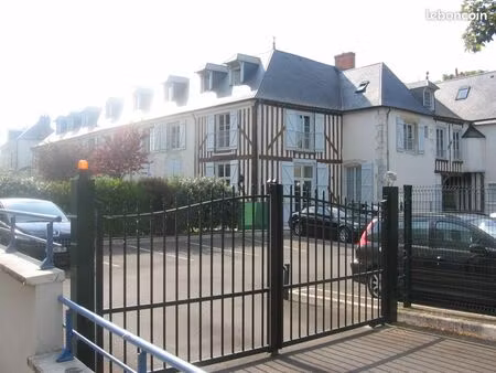 appartement f3 60 m2 avec 2 parkings