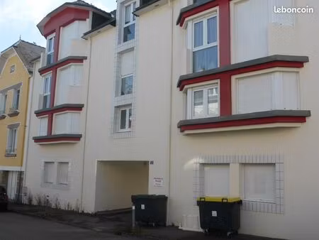 studio lanveur proximité resto u