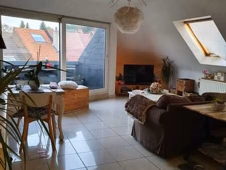 bel appartement petites charges forfaitaires (eau comprise)