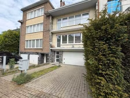 appartement lumineux idéalement situé !