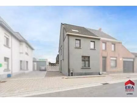 maison 4 ch.  entrepôt 172 m² et jardin à haaltert
