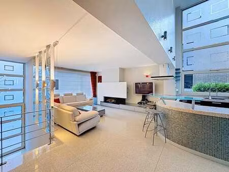 maison 3 façades d'exception – studio indép. – peb b