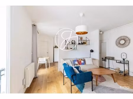 paris 9e - notre-dame-de-lorette / martyrs - appartement - 3 pièces - 52 63m² carrez - 2 c