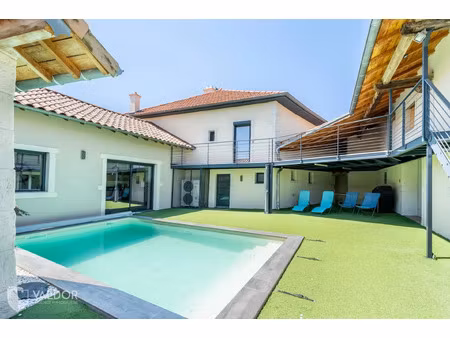 vente maison 5 pièces 225 m² cormoranche-sur-saône (01290)