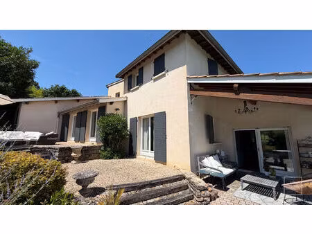 maison saint didier au mont d or 6 pièce(s) 184 m2
