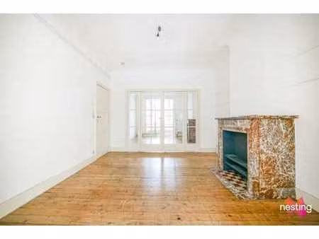 parc josaphat - appartement 1 chambre