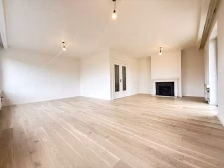 winston churchill - appart 3 ch +/-130m² + terrasse + 2 box