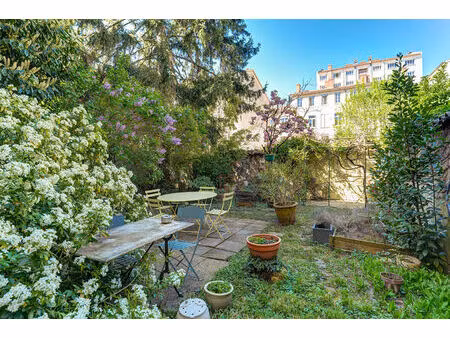appartement avec jardin de 123m² proche plateau de la croix-rousse