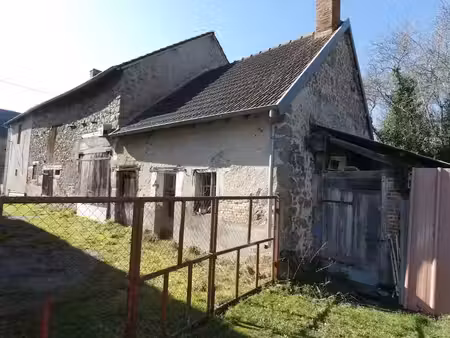vente maison 4 pièces 110 m² à chénérailles (23130)  37 000 €