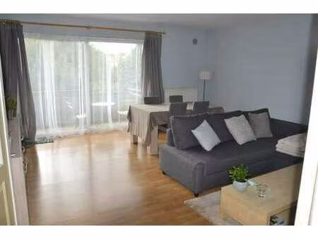 grand appartement 2 chambres  103 m²  avec parking intérieur