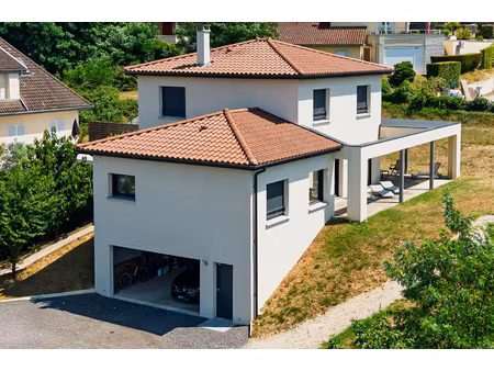 maison tres recente - 5 pieces - 181m2 montmerle sur saone