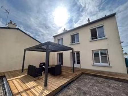 location maison meublé à verrières-en-anjou (49480) : à louer meublé / 95m² verrières-en-a