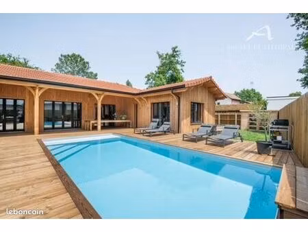 maison 6 pièces 150 m²