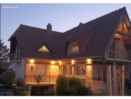 pavillon 7 pièces 175 m²