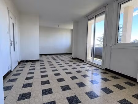appartement 4 pièces 67 m²