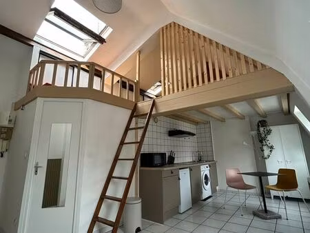 wazemmes – t1 bis meublé avec mezzanine – 28m² – métro gambetta – 725 cc