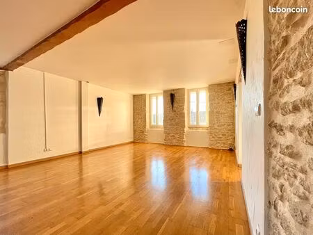 appartement 4 pièces 101 m²