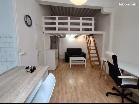 studio meublé de charme – 28 m² habitables – lyon 1er  secteur opéra