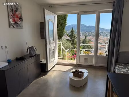 à louer – charmant f2 avec entrée indépendante & vue imprenable sur nice