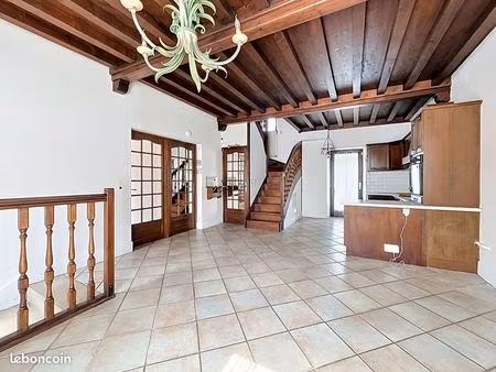 maison 6 pièces 109 m²