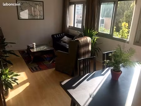 appartement meublé 2 pieces 42m2  avec parking  hypercentre