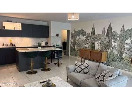 appartement 4 pièces 90 m²