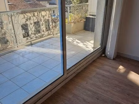 appartement 3 pièces 77 m²
