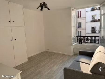 studio meublé 21m²  juillet-août  refait à neuf