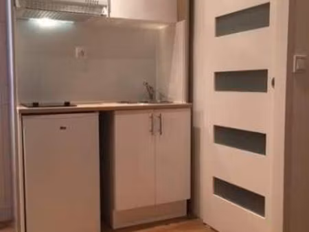 studette meublé 12m² - 75008 (europe / rome)