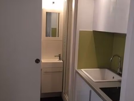studio meuble a 5min de la republique