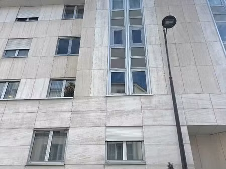 parking/box paris