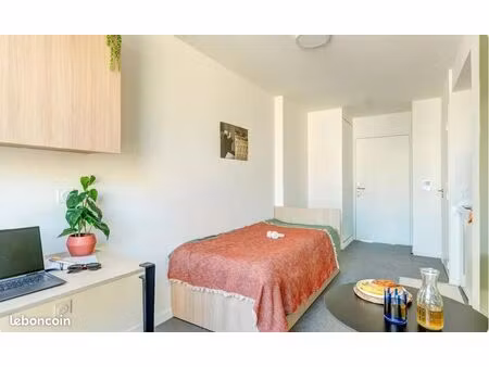 studio 1 pièce 15 m²