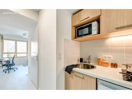 studio 1 pièce 18 m²