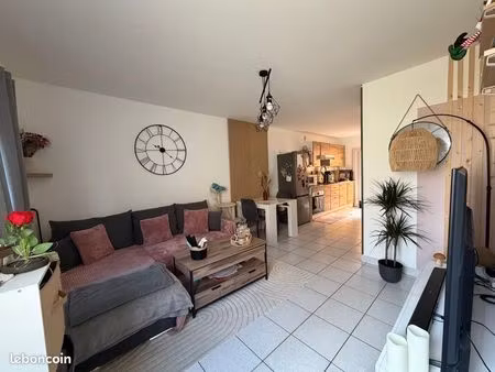 maison de village avec terrasse