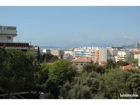 studio juan les pins antibes