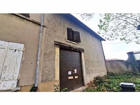 maison 2 pièces 100 m²