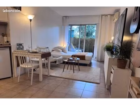 studio cannes marina