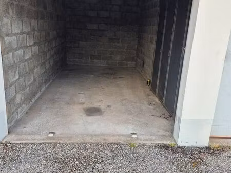 garage à vendre caluire