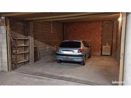 rare vends garage 32m2 baille lodi