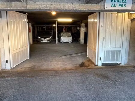vends box voiture