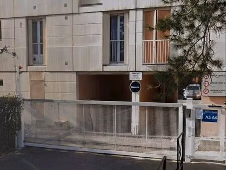 place de garage pour moto