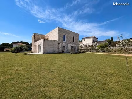 villa 8 pièces 287 m²