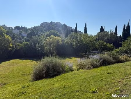 terrain 1 030 m² cabries