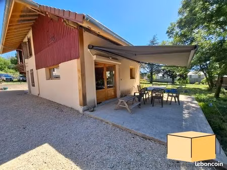propriété 3 pièces 90 m²