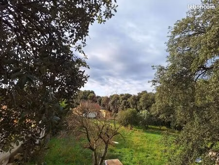 terrain 403 m² plan d orgon