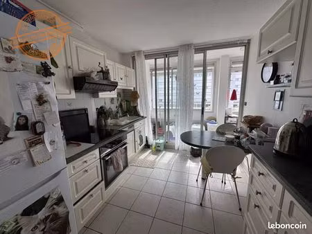 appartement 4 pièces 80 m²