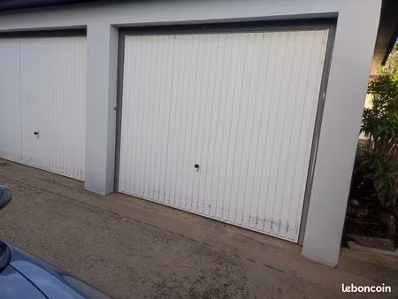 garage a vendre a cavaliere 83