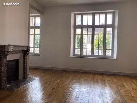 appartement 3 pièces 81 m²